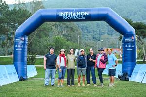 BIB: 
                            <button type="button" onclick="openModal(25033840)" class="btn btn-primary btn-sm float-right btn-popup" data-toggle="modal" data-target=".modal-high-quality">
                        <i class="fas fa-shopping-cart"></i> ใส่ตะกร้า
                    </button>
                                            <button type="button" onclick="isThisMe(25033840, true)" class="btn btn-success btn-sm float-right btn-popup btn-isme hidden" data-toggle="tooltip" data-placement="bottom" title="นี่คือรูปของคุณใช่ไหม คลิกที่นี่เพื่อเอาเข้าอัลบั้ม">
                        <i class="fas fa-plus"></i> เพิ่มเข้าอัลบั้ม
                    </button>
                    <button type="button" onclick="isThisMe(25033840, false)" class="btn btn-warning btn-sm float-right btn-popup btn-isnotme hidden">
                        <i class="fas fa-ban"></i> นำออกจากอัลบั้ม
                    </button>